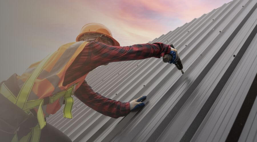 Professional gutter cleaning in Rockville, RI